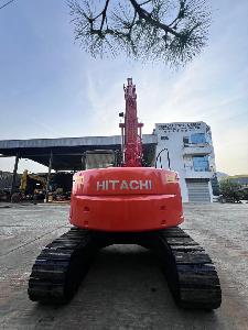 HITACHI ZX135US-1