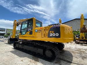 KOMATSU PC200-8N1